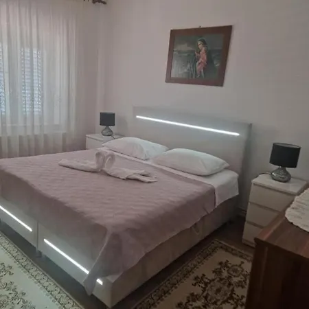 Διαμέρισμα Three-bedroom With Sea View A2 Τρογκίρ