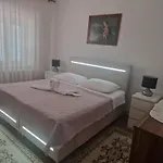 公寓 Three-bedroom With Sea View A2 特罗吉尔