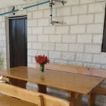 公寓 Three-bedroom With Sea View A2 *